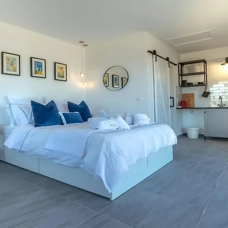 Meraki Mou My Pride And Care Σπαρτιά